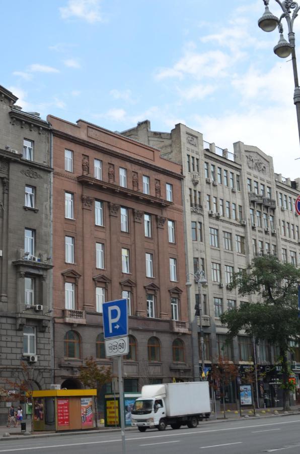 Future Maidan Hostel Kyiv Exterior photo